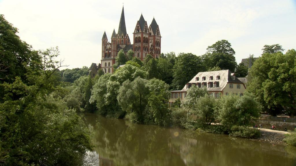 Hotel Gästehaus Priester Limburg an der Lahn Exterior foto