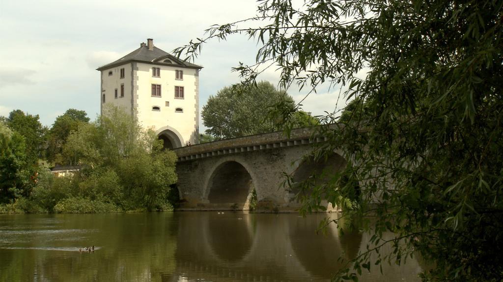 Hotel Gästehaus Priester Limburg an der Lahn Exterior foto