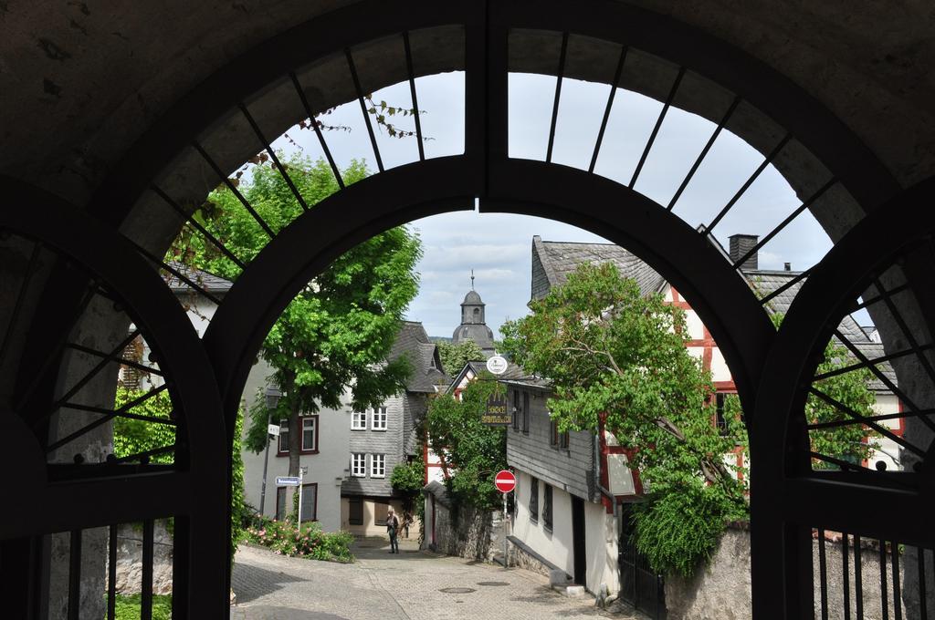 Hotel Gästehaus Priester Limburg an der Lahn Exterior foto